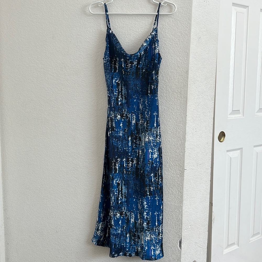 Women’s Forever 21 Size S cowl neck midi dress